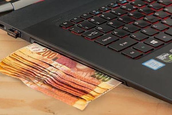 中信銀行免息分期怎么還款，就變成呆賬了嗎