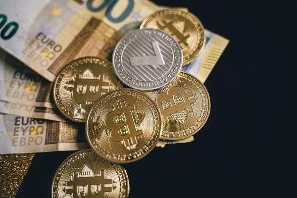 金條欠款會影響信用卡的正常使用嗎，怎么協(xié)商