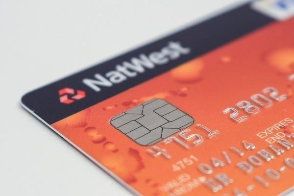 交通銀行信用卡逾期上門取證可以協(xié)商嗎，了一次還會再次上門嗎