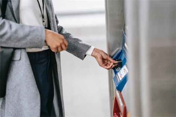 度小滿協(xié)商延期還款3天利息多少呢，還款多久結(jié)清呢