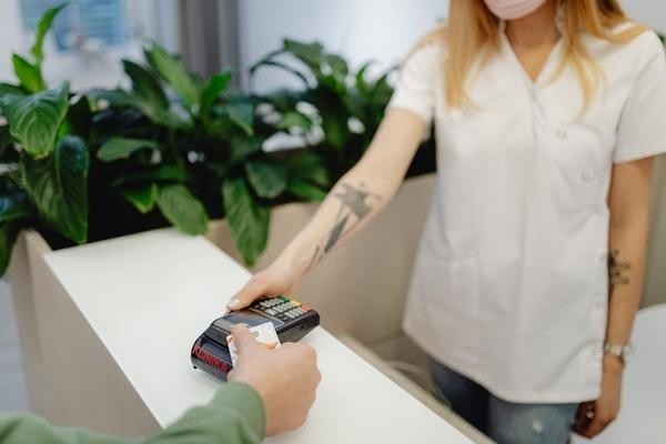 白條可以延期一年還款嗎，逾期協(xié)商延期一年還款要什么材料