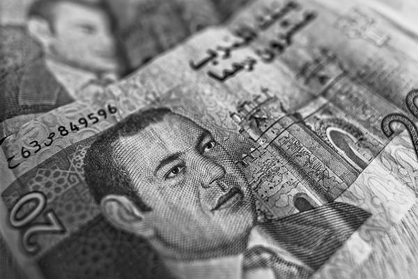借唄欠多少錢會(huì)被起訴，逾期起訴后果是什么