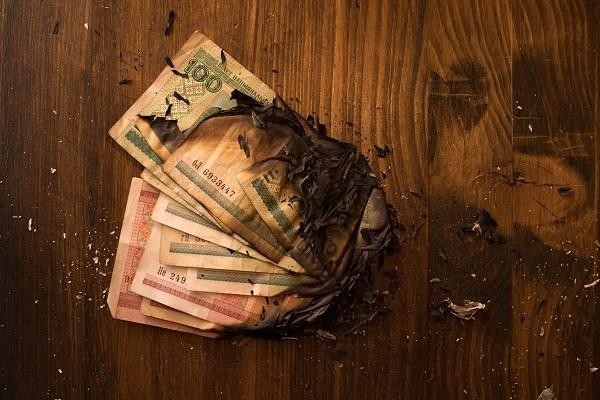 分期樂(lè)延期幾天會(huì)給通訊錄打電話，催收后果是什么