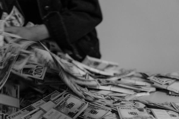 支付寶借唄逾期了會(huì)有人上門催收嗎，催收后果是什么