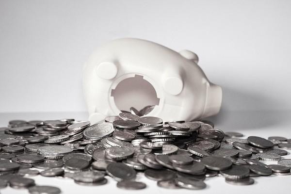支付寶怎么協(xié)商減免違約金更好，協(xié)商還款技巧是什么