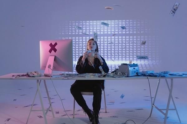 微粒貸逾期兩天會(huì)怎么樣，2天會(huì)打電話給家人嗎