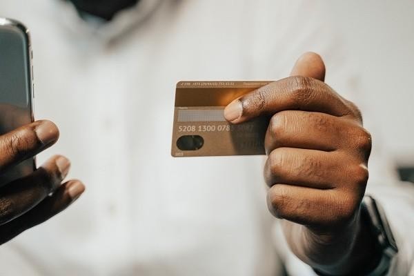 中國工商銀行分期樂信用卡借款利率高嗎，信用卡分期可以提前還嗎
