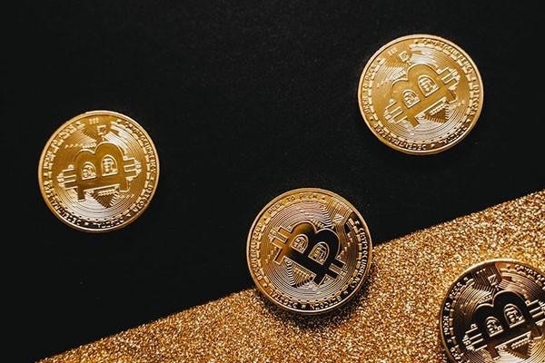 金條逾期6天會(huì)上門嗎，催收家人嗎