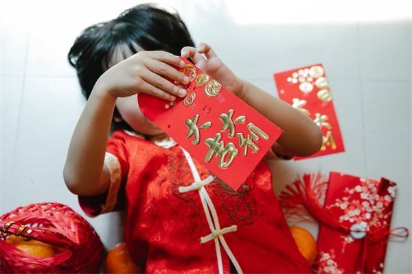 新生兒香港保險怎么買，新生兒香港保險多少錢
