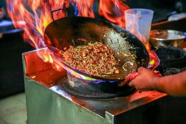 6千多的保險(xiǎn)一年要退保損失多少，怎么辦理