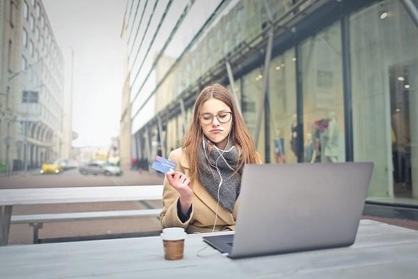 招行信用卡逾期后怎么恢復(fù)信用，還不上怎么協(xié)商還款