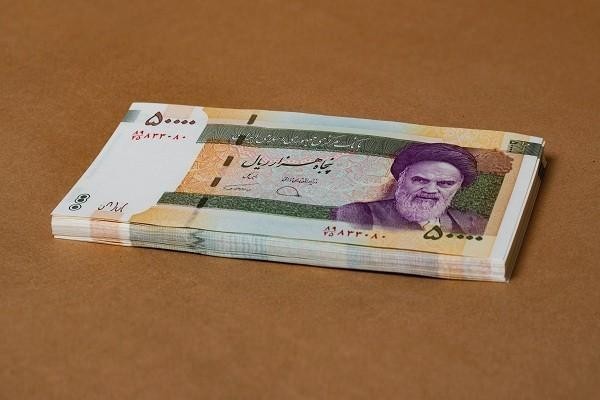 欠工商銀行信用卡3年不還現(xiàn)在還要還嗎，有什么后果