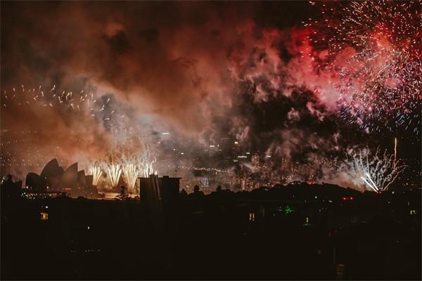 2024養(yǎng)老金上漲多少？退休能領(lǐng)多少錢？