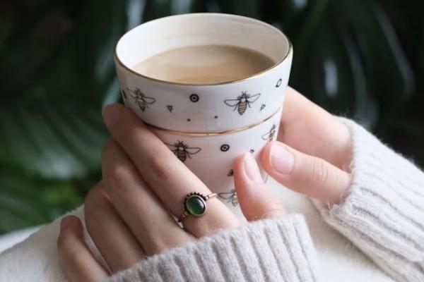 交二十年養(yǎng)老保險(xiǎn)一個(gè)月能領(lǐng)多少錢