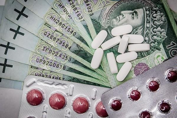 安逸花還不上可以協(xié)商再分期嗎，還不上多久會(huì)被起訴