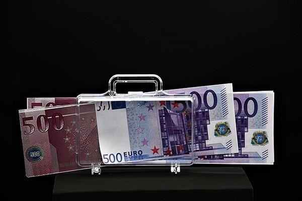 欠網貸怎么和家里坦白？會被凍結銀行卡嗎？