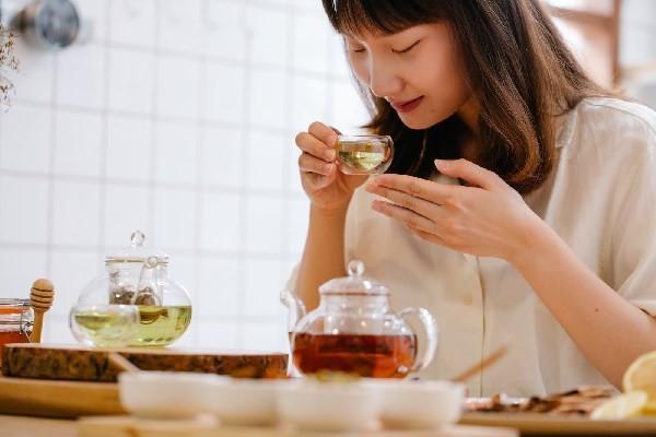 老公愛喝酒買什么保險？購買保險要注意什么啊？