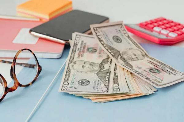 保險(xiǎn)退費(fèi)如何維權(quán)？退費(fèi)具體怎么操作？