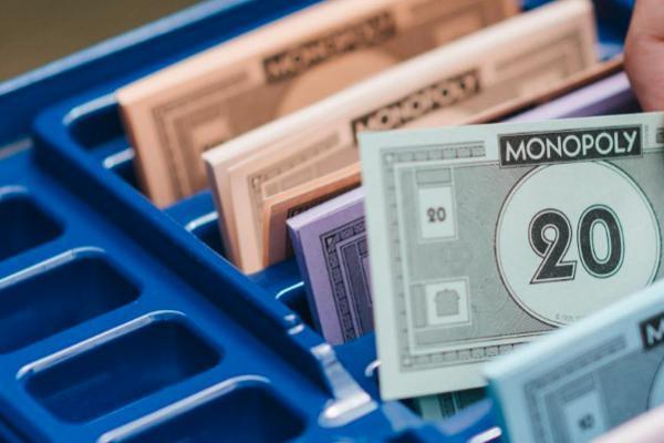 想全額退保需要滿足什么條件？退保多久可以收到退保資金？