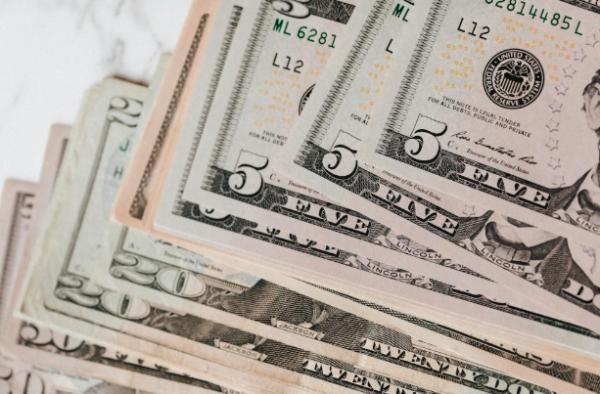 平安保險(xiǎn)退保險(xiǎn)怎么能全額退保