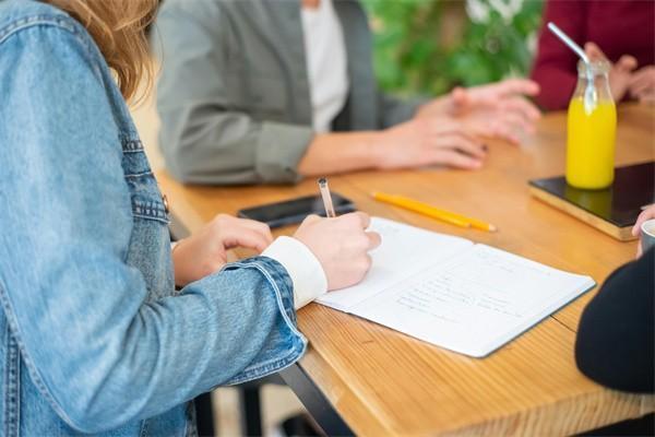 杭州醫(yī)保出新規(guī)定了！有居住證就能交